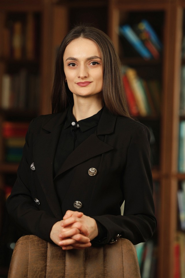 Adriana Gîrlea